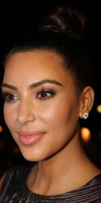 Kim Kardashian, Celebrity, alive at age 34